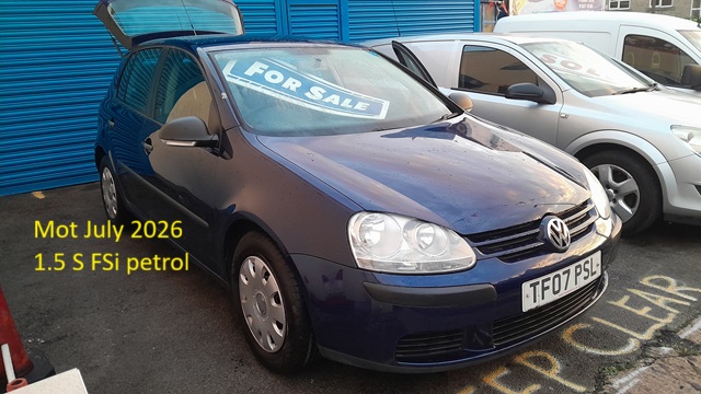 VW-Golf 1.6 S FSI 5dr [AC]-Petrol